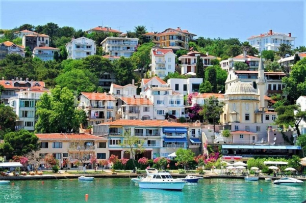 Đảo Hoàng Tử Gần Istanbul Có Gì? Đi Trong Ngày Và Trải Nghiệm Yên Bình