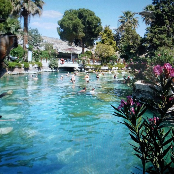 Hồ Cổ Cleopatra Pamukkale Có Đáng Ngâm Mình Không? Giá Vé Và Trải Nghiệm