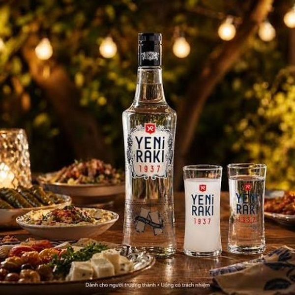 Rượu Raki – Quốc Tửu Thổ Nhĩ Kỳ Uống Thế Nào? Cách Thưởng Thức