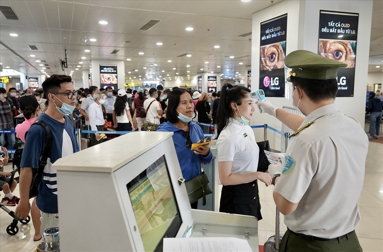 Khu vực làm thủ tục cho chuyến bay quốc tế tại sân bay Nội Bài