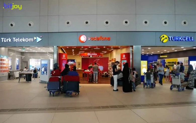 Quầy bán SIM du lịch Turkcell tại khu vực đến của sân bay Istanbul