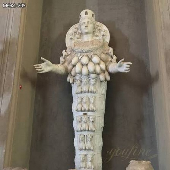 Tượng nữ thần Artemis trưng bày tại Bảo tàng Ephesus ở Selçuk