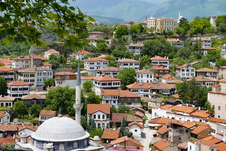 Toàn cảnh những ngôi nhà gỗ Ottoman cổ tại khu phố cổ Safranbolu