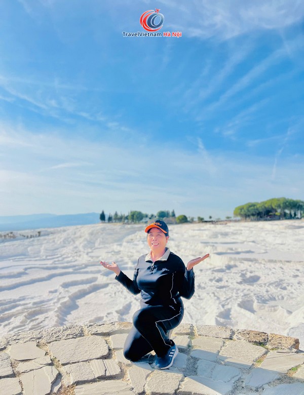 Khách đoàn TravelVietnam Hà Nội tại Pamukkale tháng 10/2026