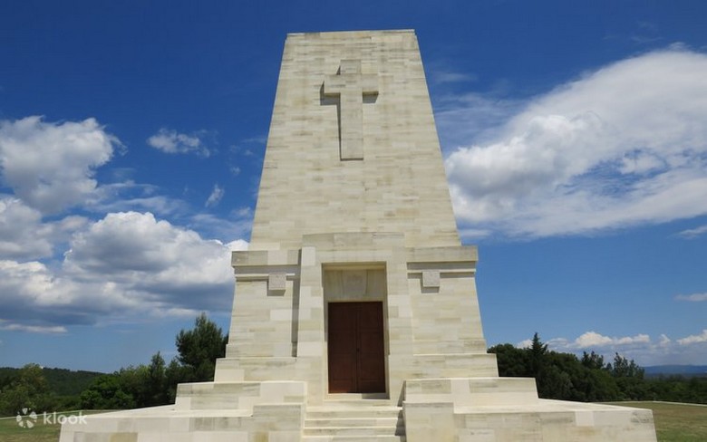 Đài tưởng niệm Lone Pine trên bán đảo Gallipoli