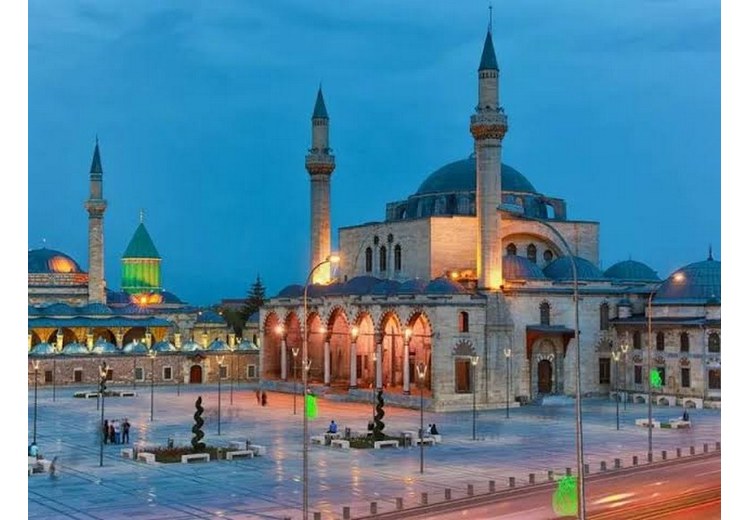 Lăng mộ Mevlana Rumi tại thành phố Konya